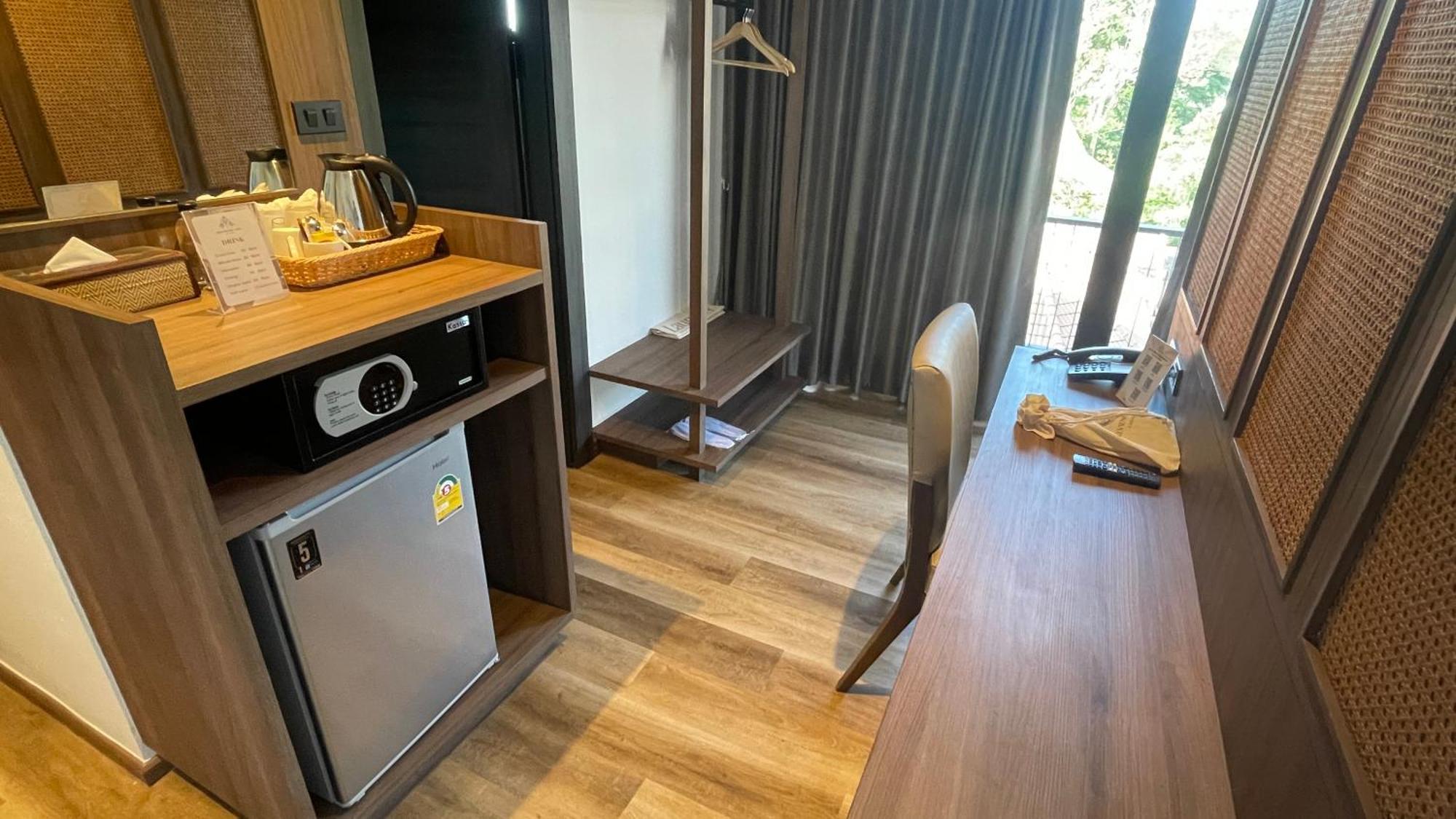 Sareeviengping Hotel Chiangmai 치앙마이 외부 사진
